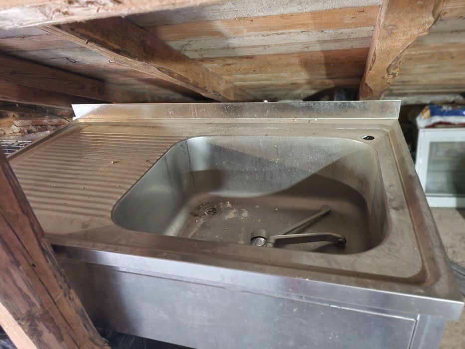 Професионална месомелачка ,,Родина-Хасково" МСМ-70, мивки,транспортна