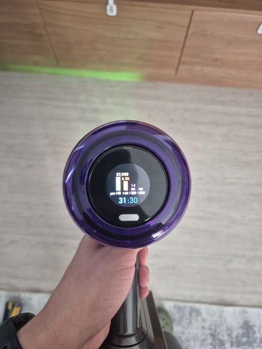 Dyson V12 Slim Detect - stare foarte buna, functionare impecabila