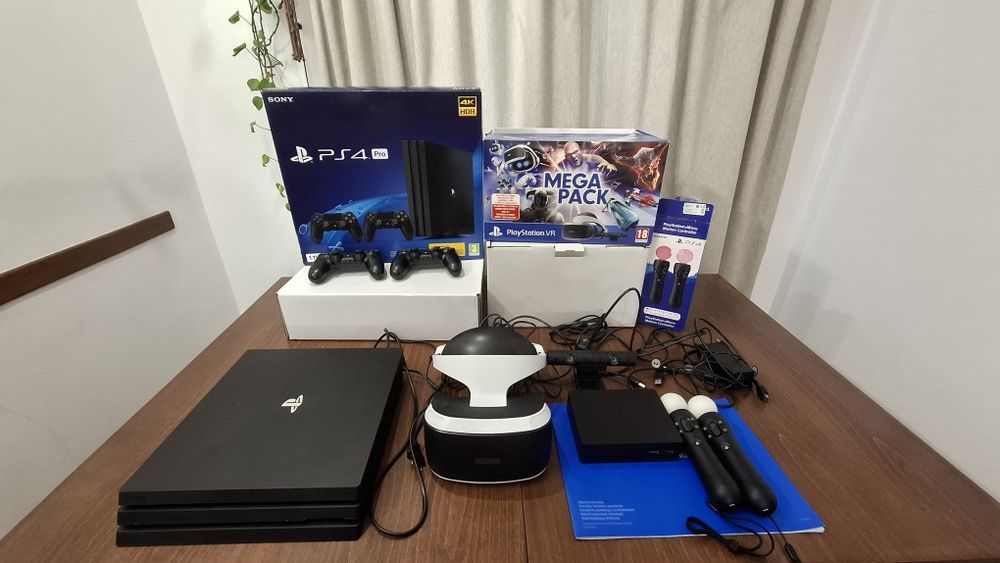 ОБСЛУЖЕН В СЕРВИЗ + КУТИИ: PlayStation 4 Pro 1TB + 2 Джойстика + PS VR Mega Pack