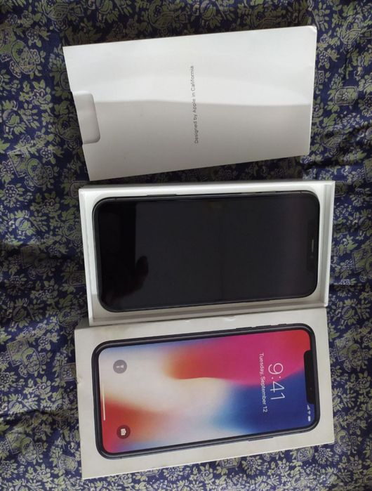 Телефон Iphone X