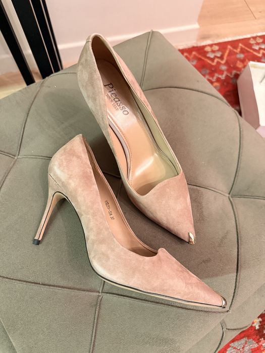 Продам туфли на шпильке