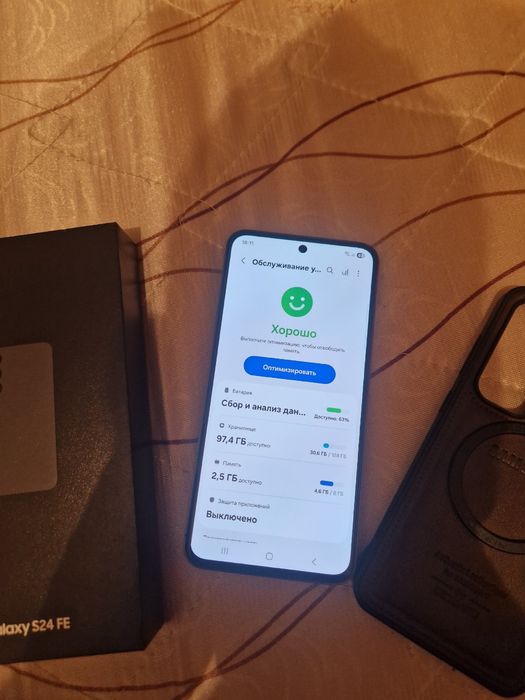 Samsung s24fe 8/128gb