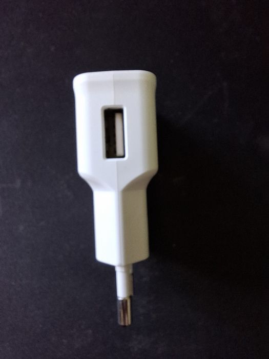 Оригинален Samsung адаптер 5V 1A USB Адаптер - EU