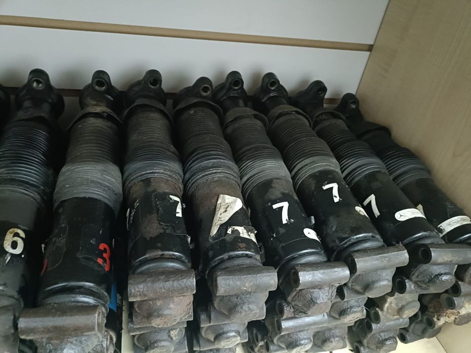 Гидростойки на Мерседес