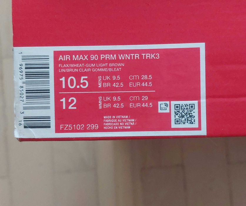 NIKE AIR MAX 9O Premium Winter Track 3