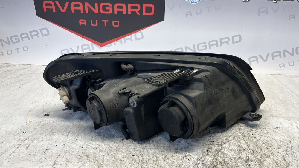 Chevrolet Captiva 06- ляв и десен  фар