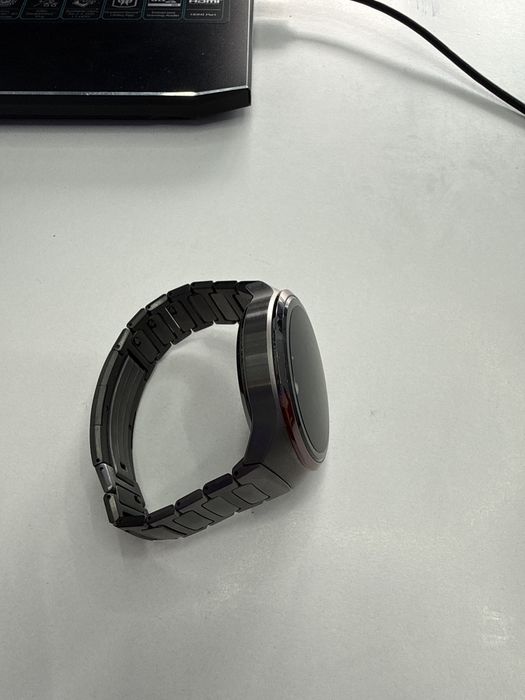 Huawei watch 4 Pro Space Edition Titan Intretinut