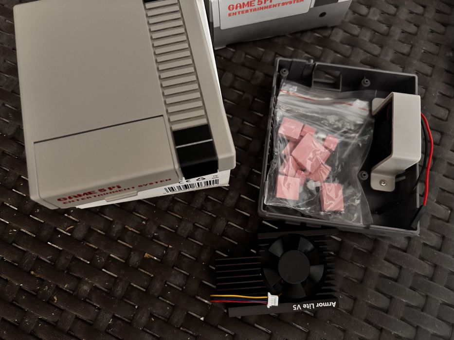 Raspberry pi 5 case charge