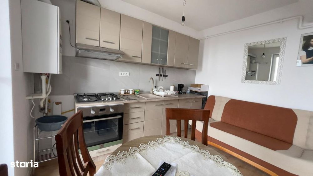 Apartament 2 Camere - Transformat In 2 Locuinte Independente