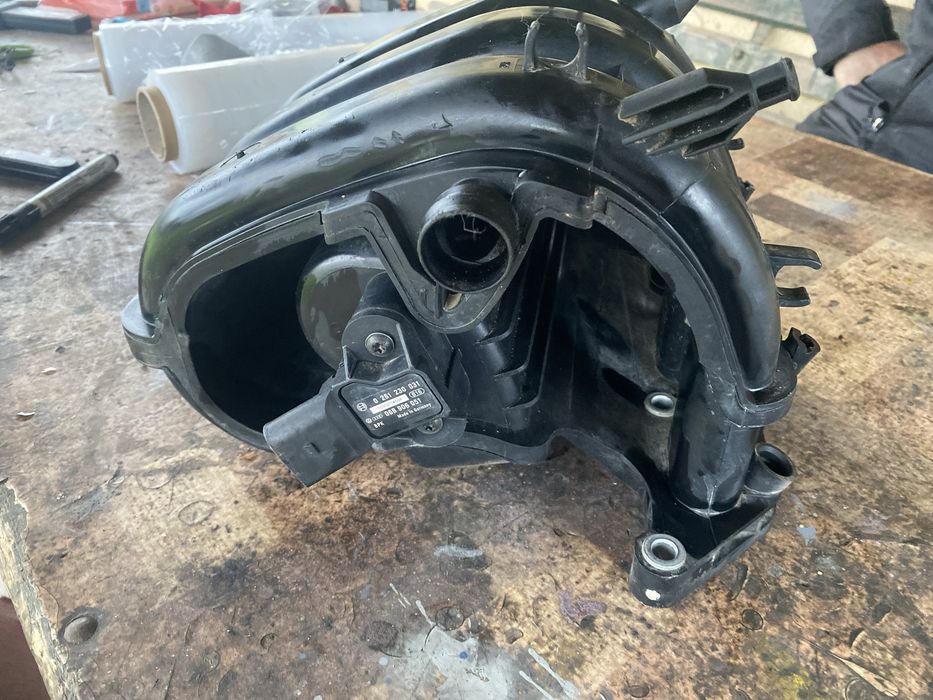 Всмукателен колектор за поло ибиза фабия 1.2 бензин