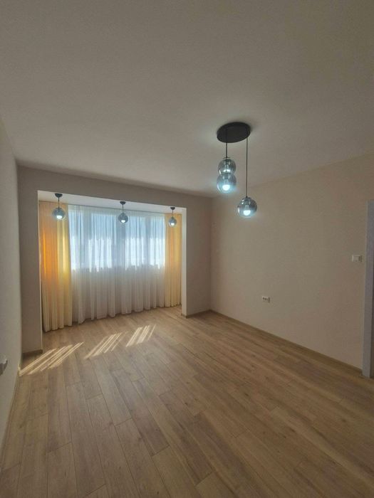 Дава се под наем Тристаен апартамент в Стара Загора, Център - 54 кв.м за 129671.07 € - Снимка #8