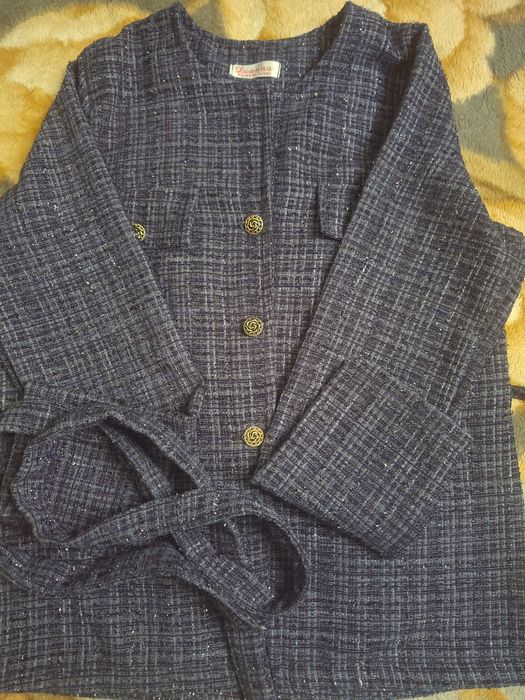 Продаётся женский костюмчик новый