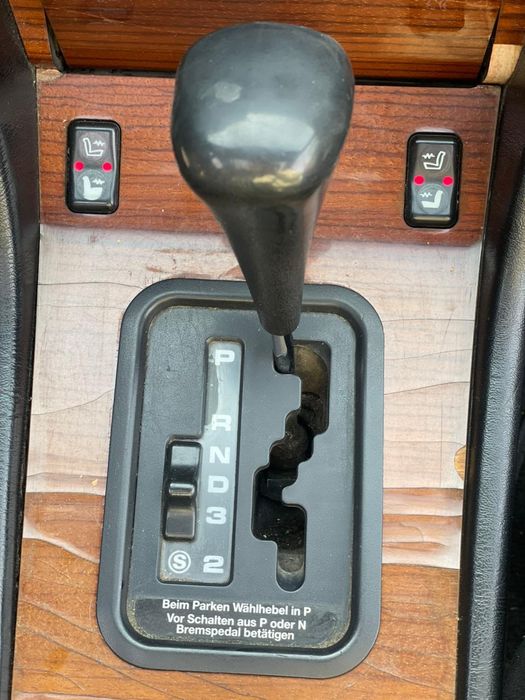 Мерс сатылады срочно жыгыттер