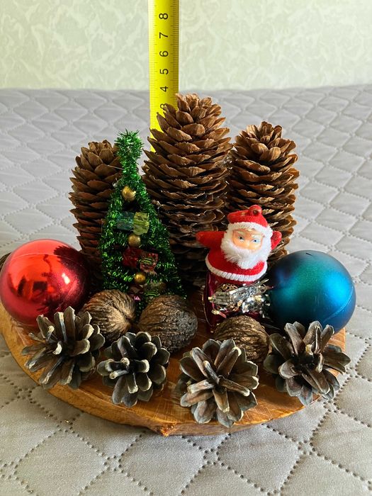 Коледна декорация за маса и стена
