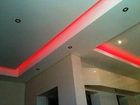 Banda led 20 metri cu Wireless avand aplicatie, music control, voice