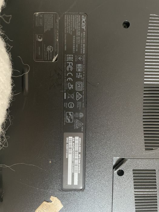 Laptop acer nitro n17c1 pentru piese