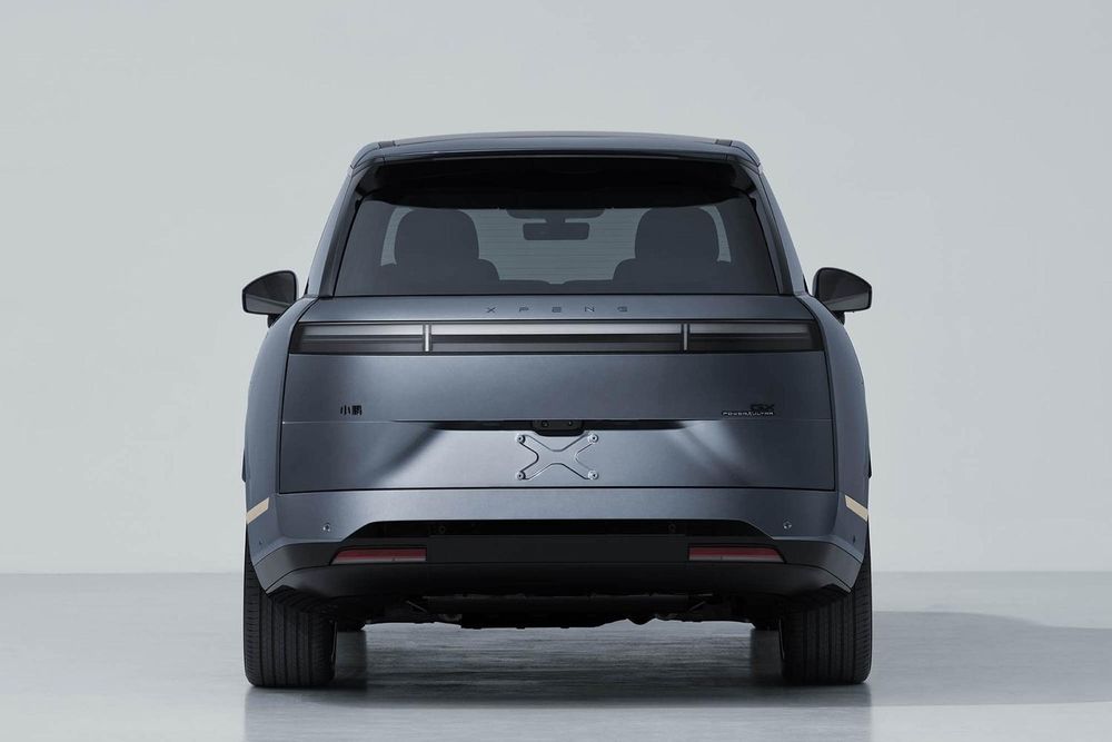 Флагманский 6-местный люкс-SUV — XPENG GX