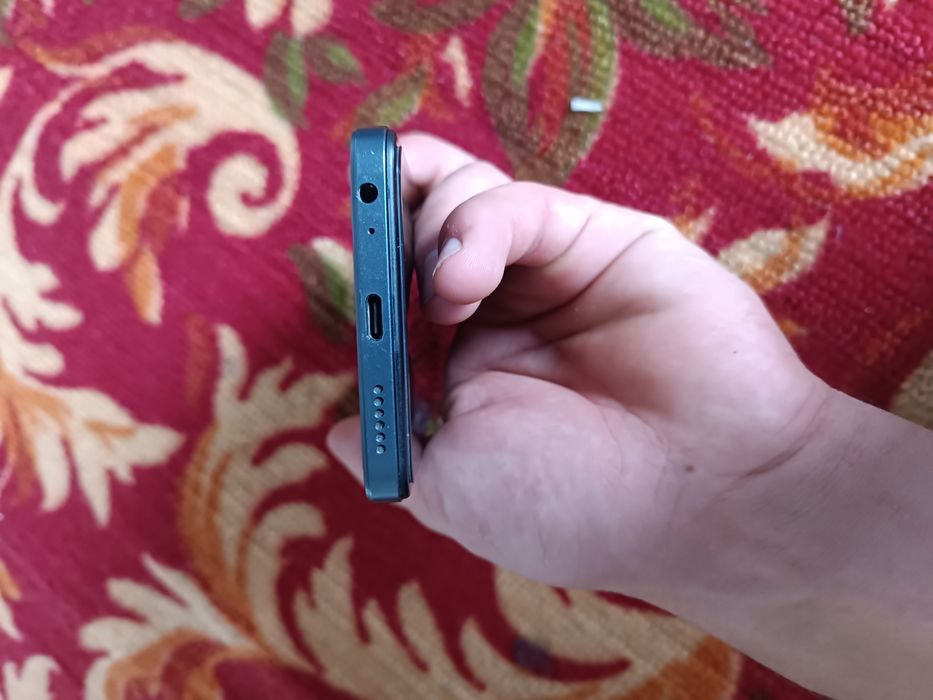 Tecno spark 20 c