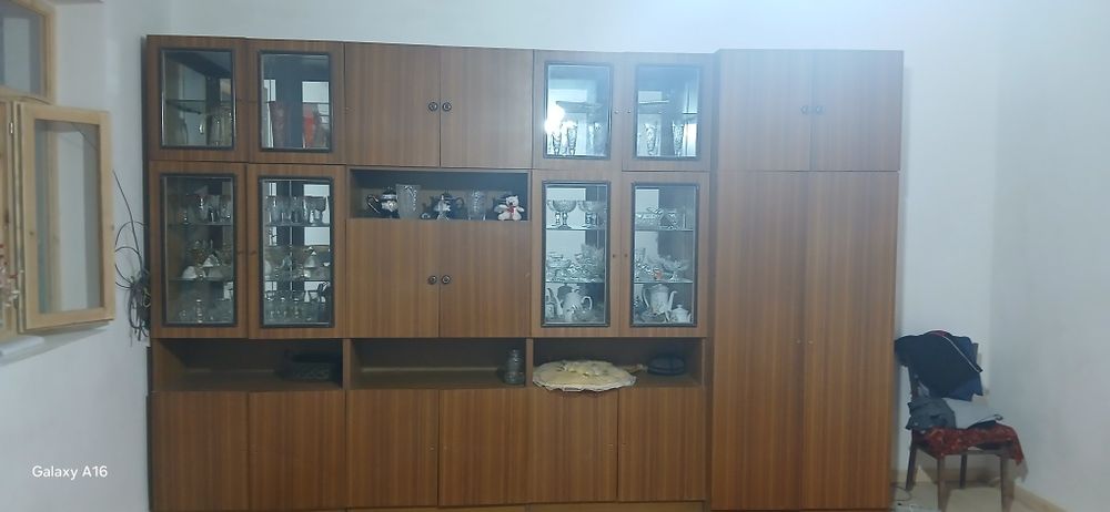 Zal uchun Mebel sotiladi