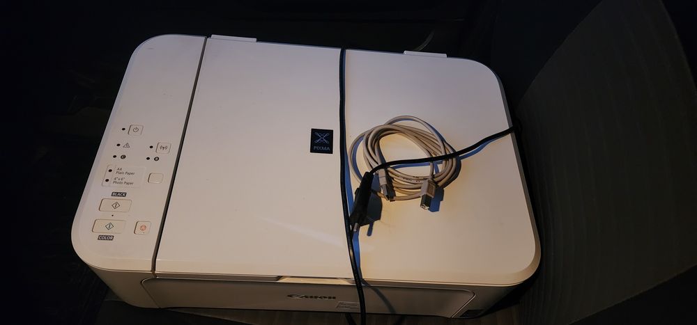 Canon printer ishlatilmagan karopkasidan ochib qoyilgan