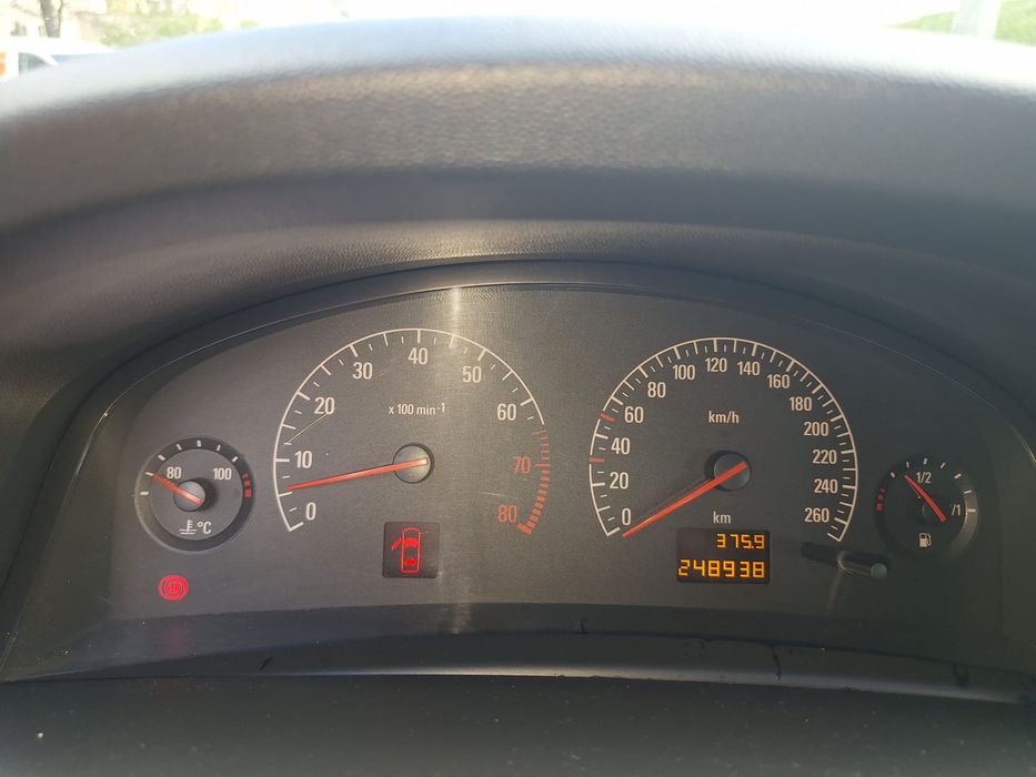 Opel Vectra C 1.8 benzina pentru dezmembrari