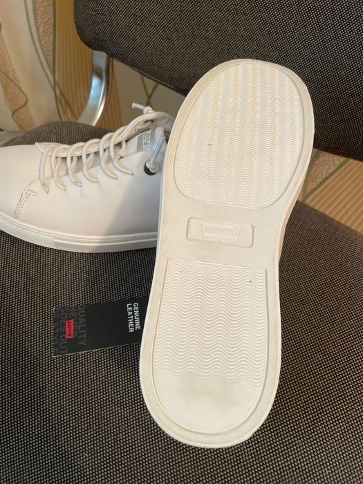 Кожаные кеды Levi’s