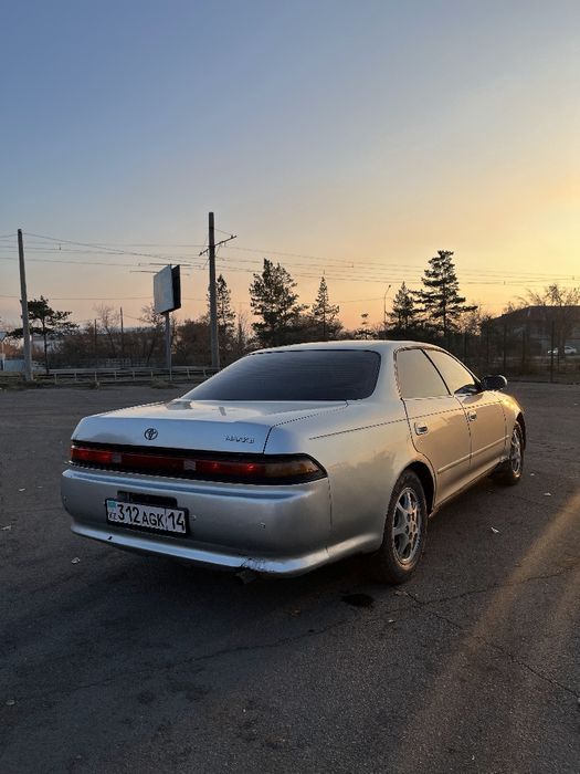 Toyota Mark II 90