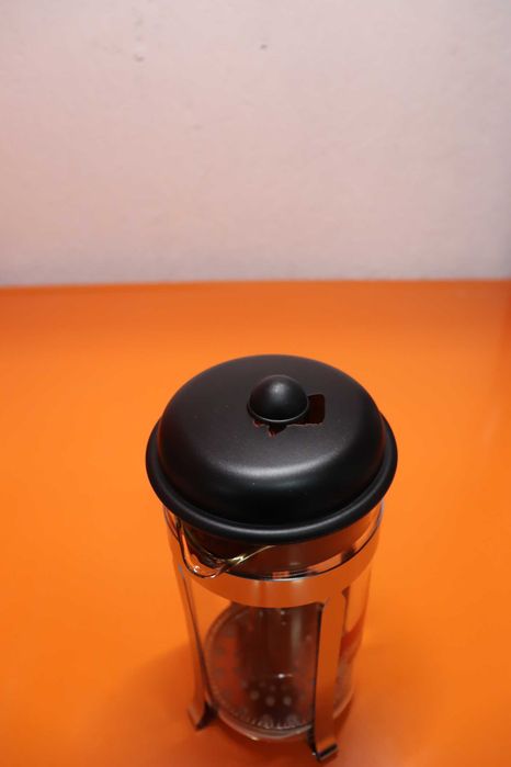 Френска преса за кафе Bodum с дефект