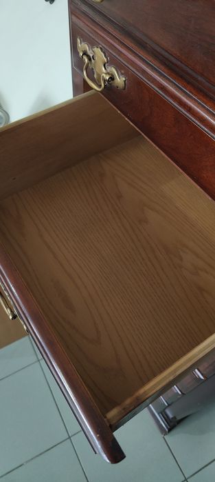 Американски скрин масив Bassett