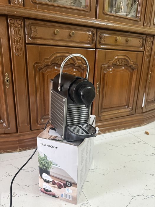 Aparat de cafea nespreso cu capsule