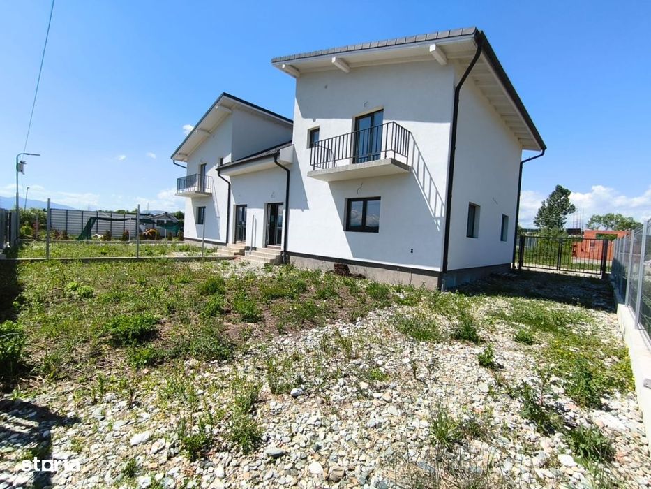 Casa tip duplex
