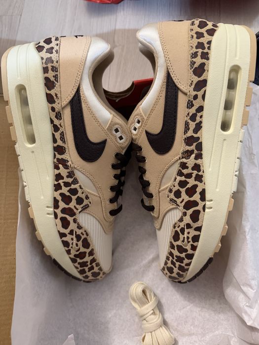 Adidasi nike air max 1