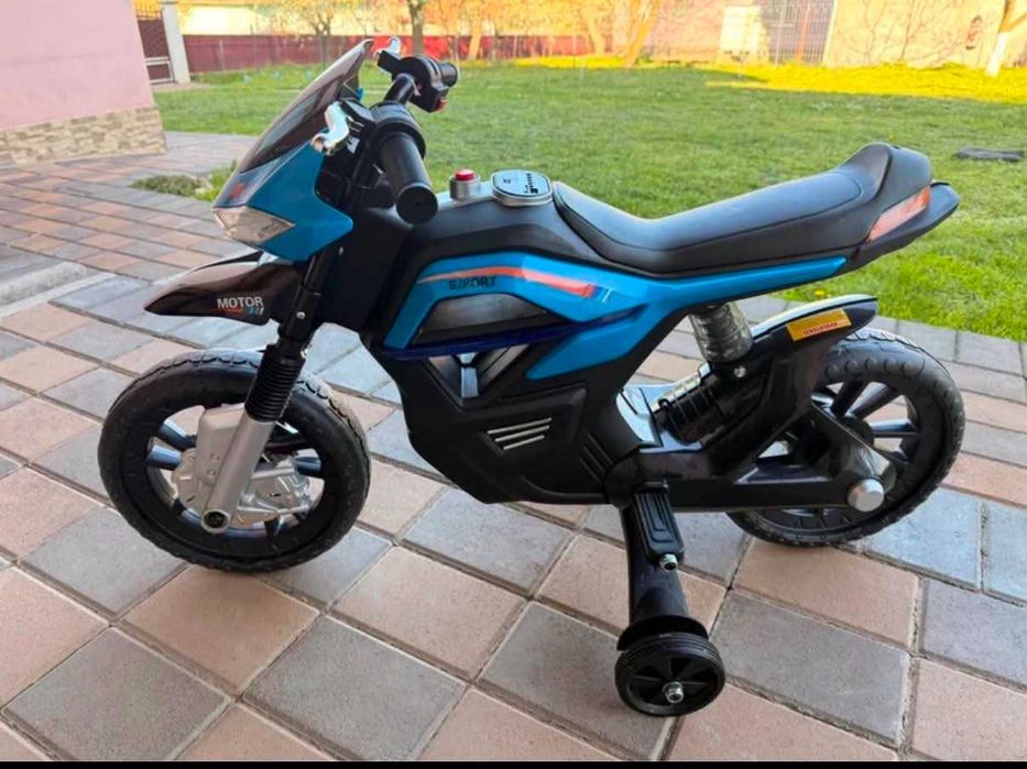 Vand moticicleta electrica pentru copii