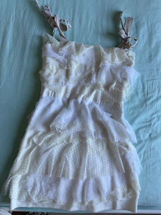 Бяла рокля АВИН ХС-С