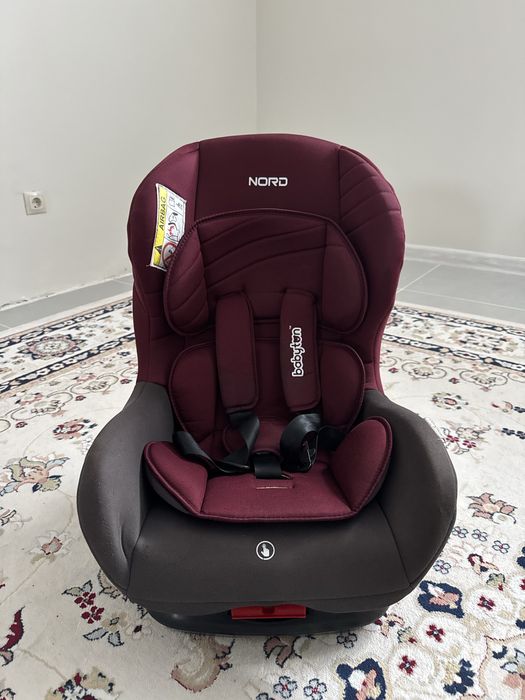 Продам автокресло Babyton