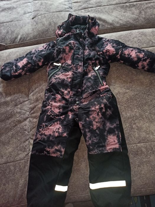 Продам комбинезон.