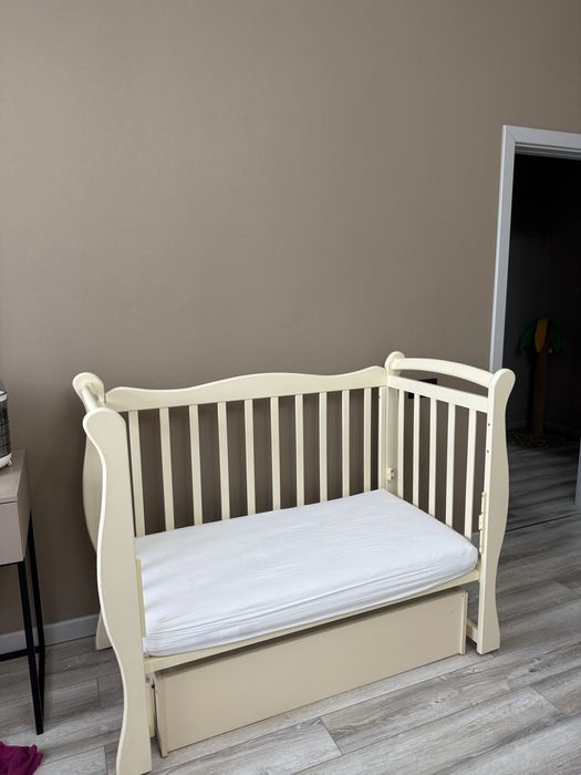 Кроватка детская