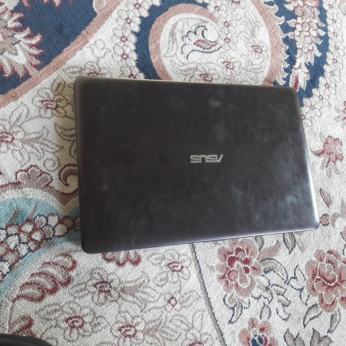 ноутбук  хороший сост