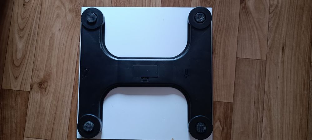 Продам электронный весы "витек"