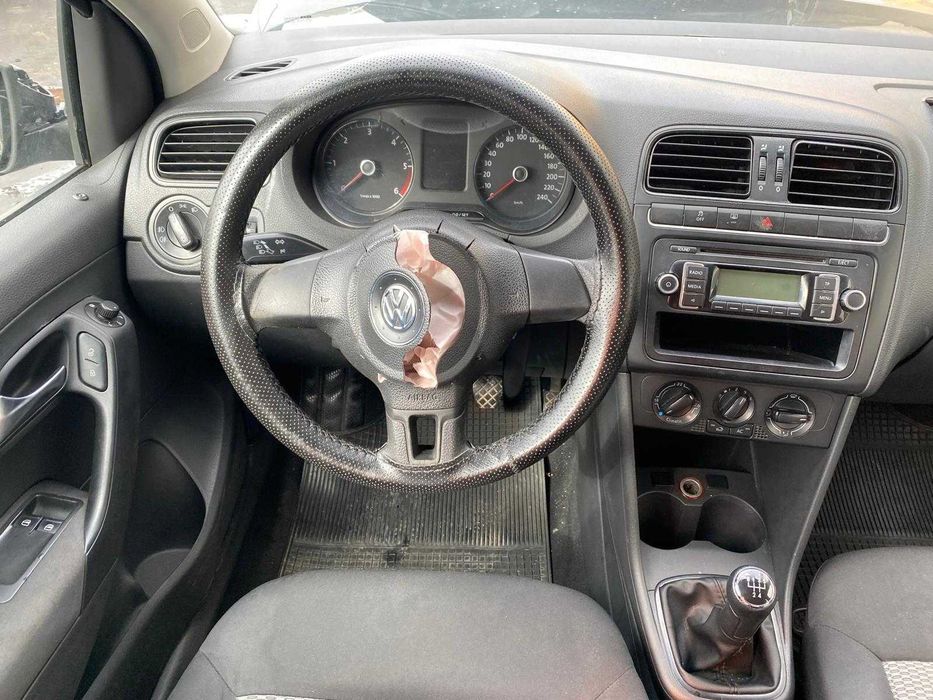 dezmembrez vw polo 6R cod motor cayc /hayon polo 6r/usa fata polo 6r