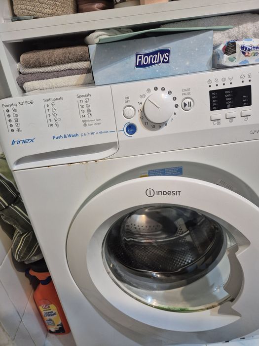 Masina de spălat Indesit