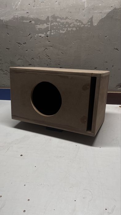 Incinta subwoofer custom pe comanda
