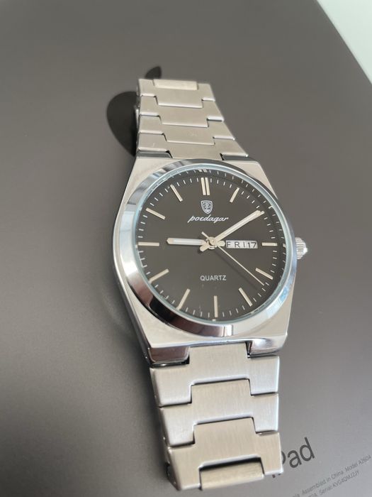 Часовник Poedagar