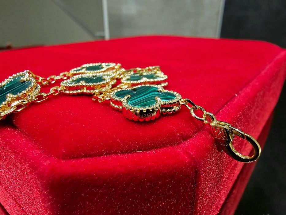 Van Cleef & Arpels VCA Rose Gold Green Vintage Alhambra Дамска Гривна