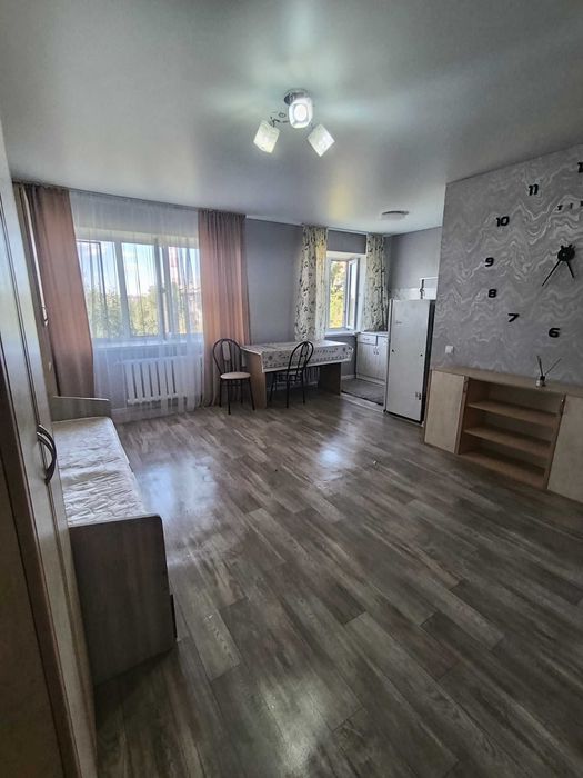 продам 2 ком. квартиру в самом центре города