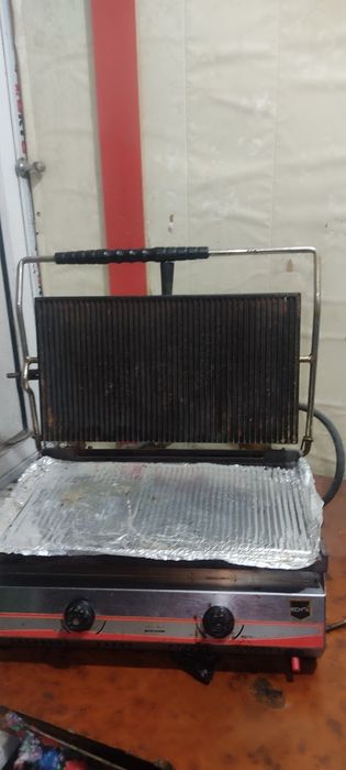 Холоделник ва тостер