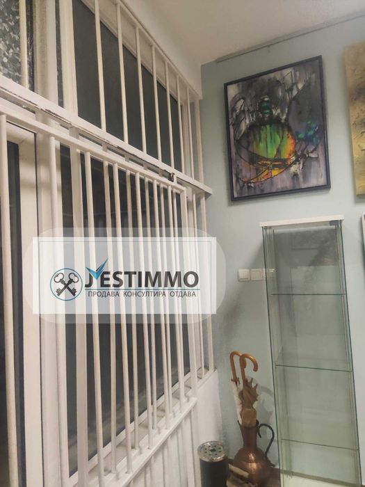 Дава се под наем Офис в Варна, Бизнес хотел - 65 кв.м за 1300 € - Снимка #2