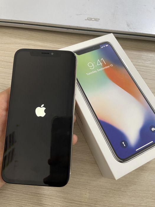 Продам Iphone X 10