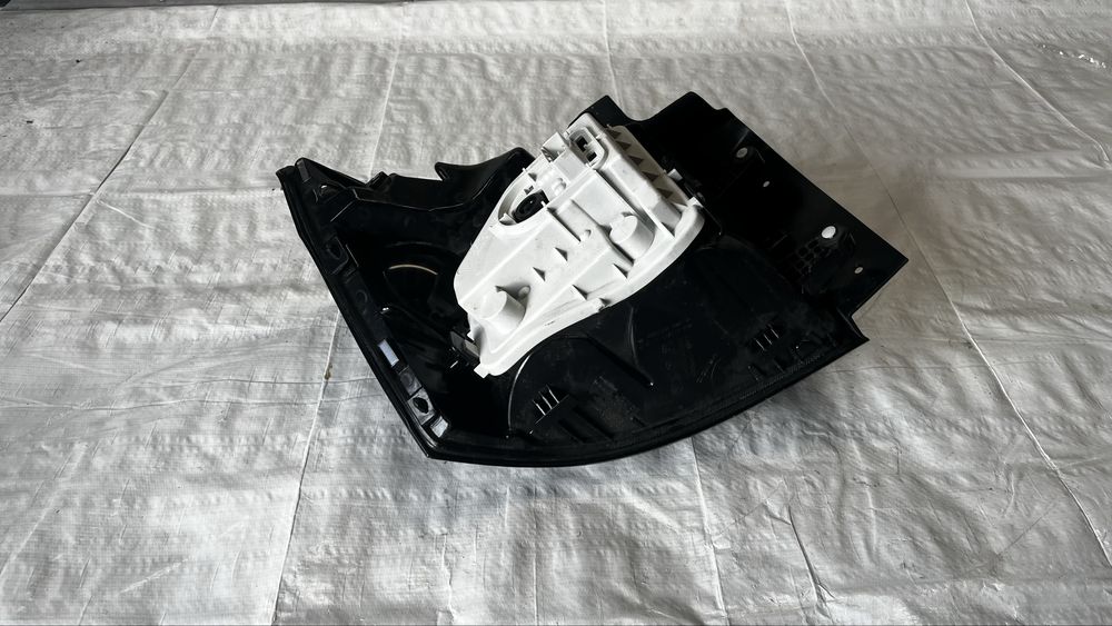 Volkswagen T-Cross десен стоп