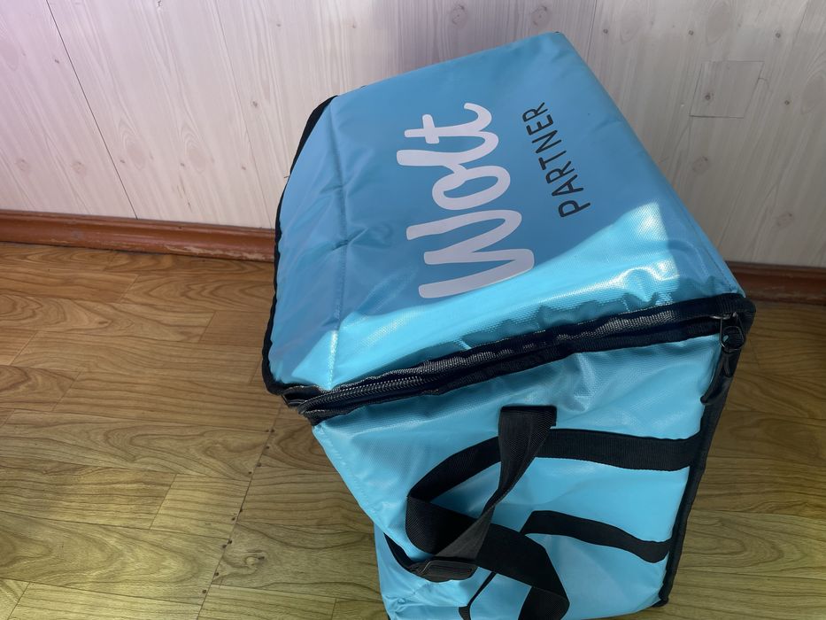 Продаю термосумку Wolt